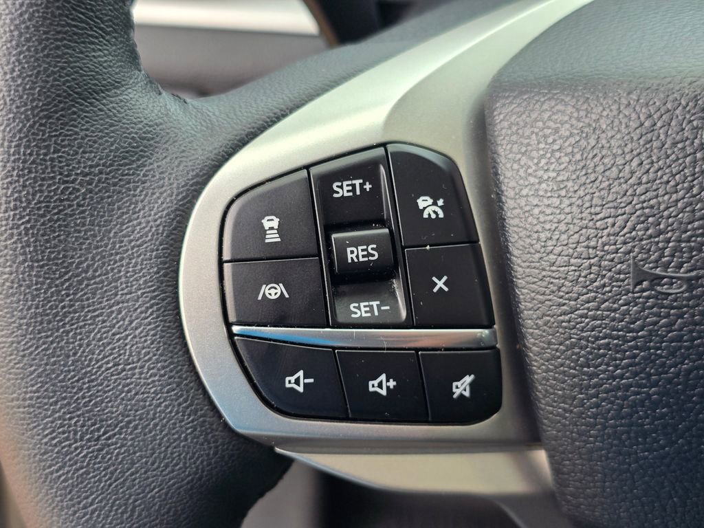 Used 2024 Ford Explorer XLT w/ Equipment Group 202A AWD/4WD image 26
