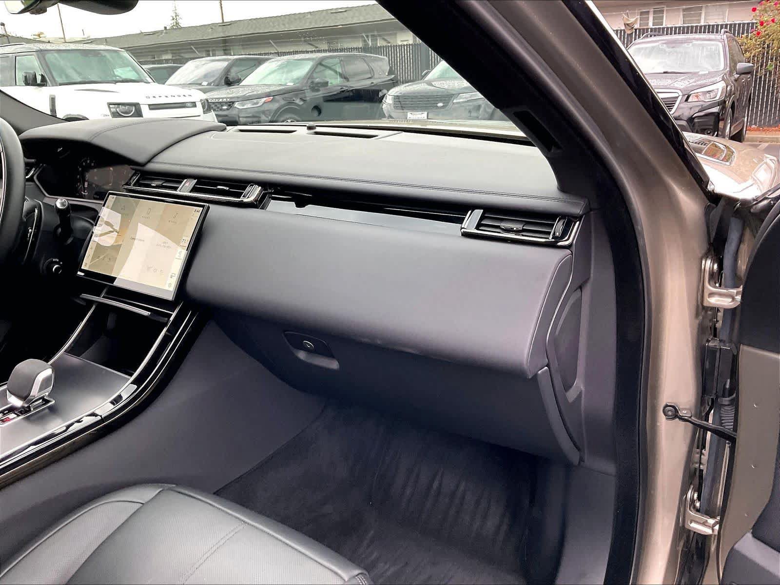Used 2026 Land Rover Range Rover Velar Dynamic SE AWD/4WD image 20