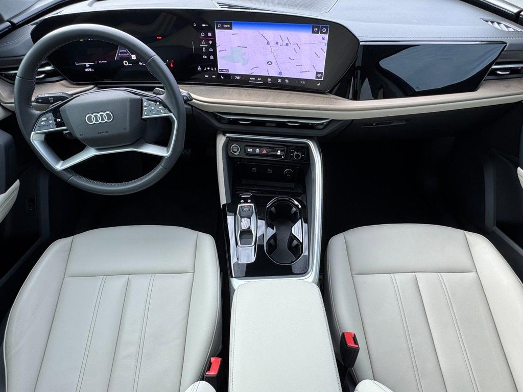 New 2025 Audi Q5 Premium image 8