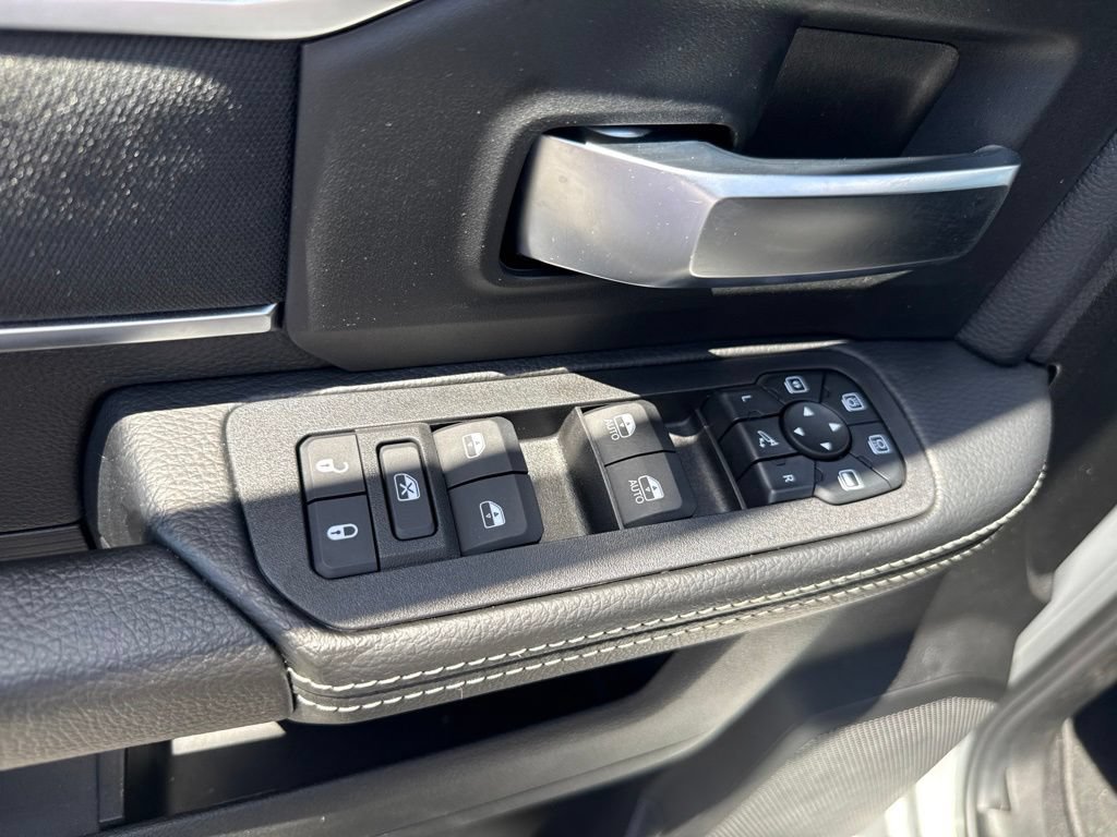 Certified 2026 RAM 2500 Big Horn AWD/4WD image 14
