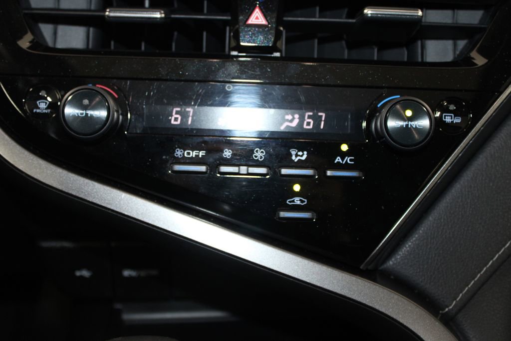 Used 2023 Toyota Camry SE w/ Convenience Package FWD image 28