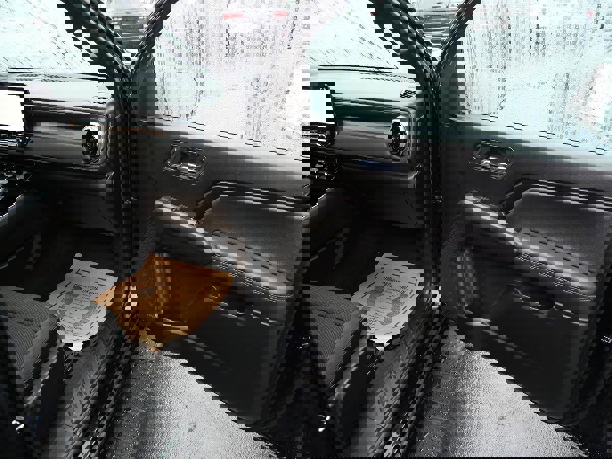 Used 2023 Chevrolet Colorado LT w/ LT Convenience Package image 19