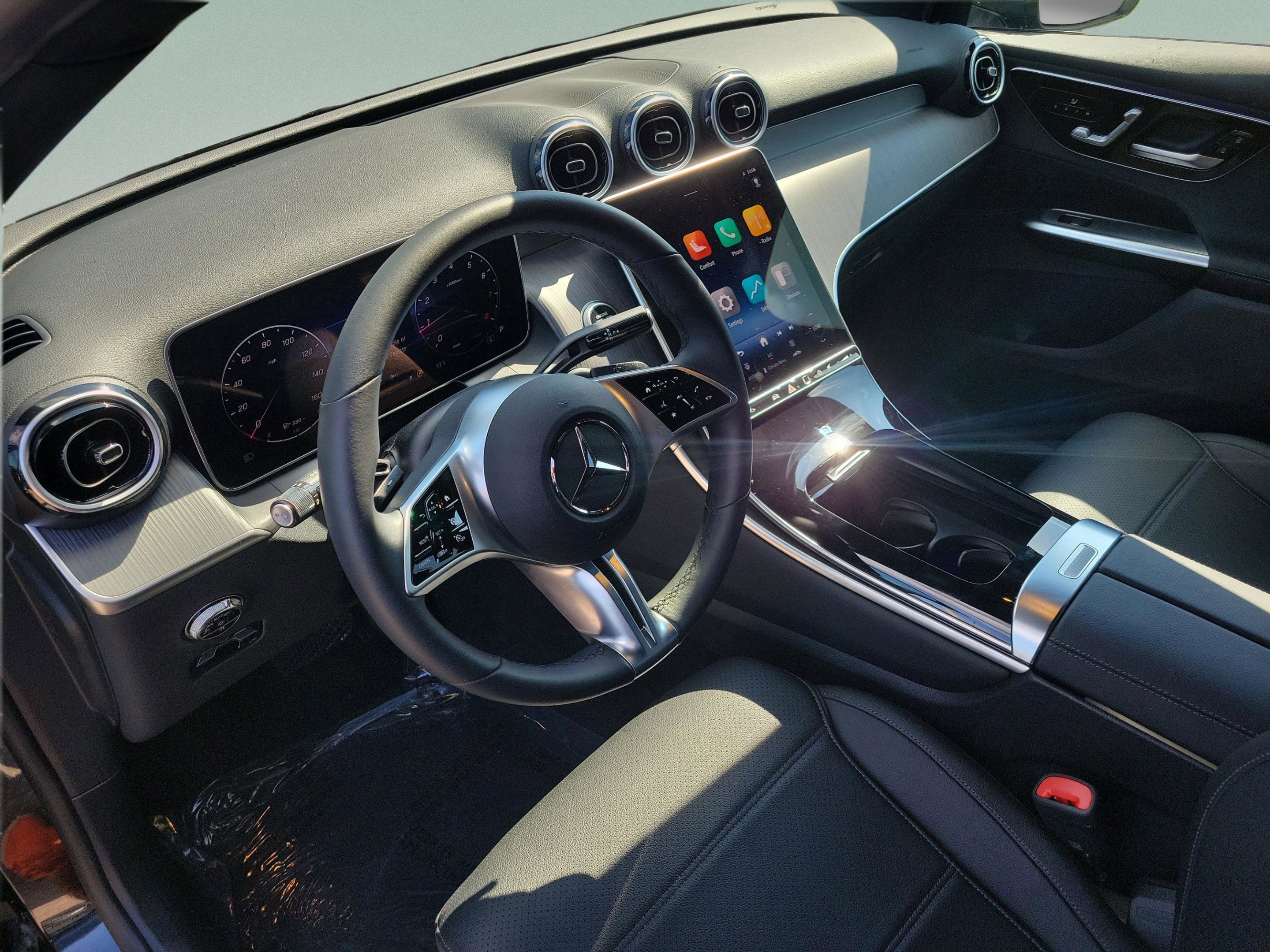 Certified 2025 Mercedes-Benz GLC 300 image 22