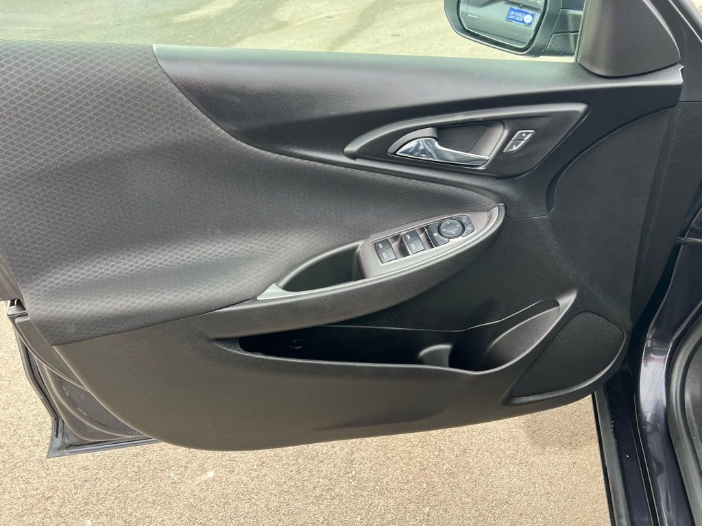 Used 2022 Chevrolet Malibu LT image 15