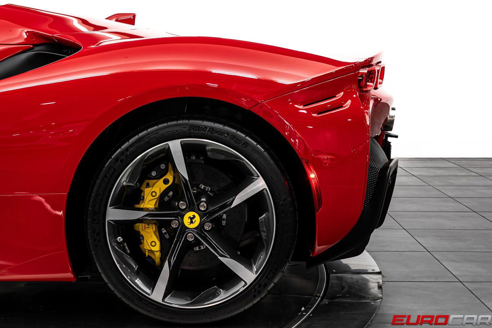 Used 2025 Ferrari SF90 Spider AWD/4WD image 21