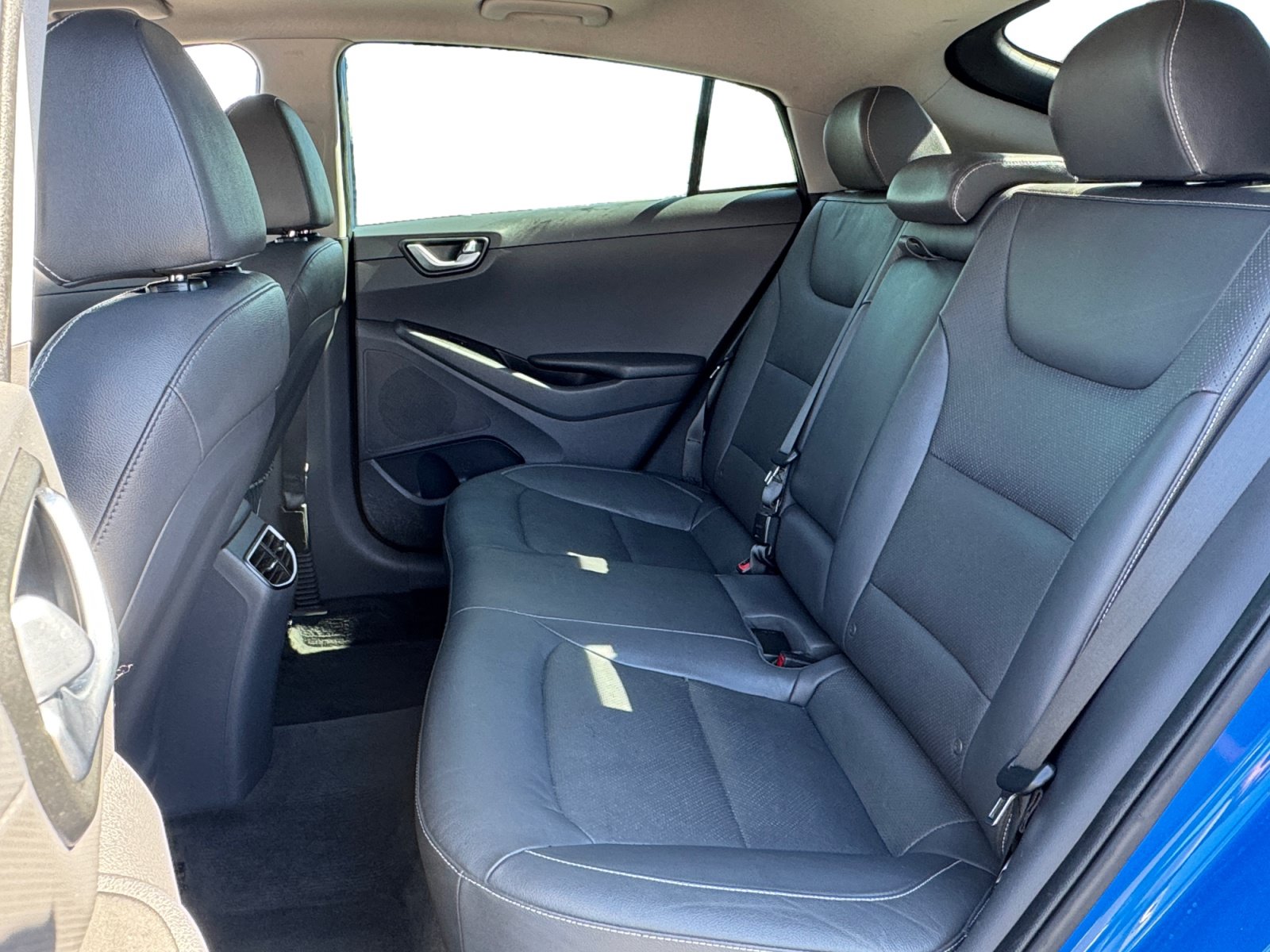 Used 2017 Hyundai Ioniq Limited w/ Limited Ultimate Package 02 FWD image 13