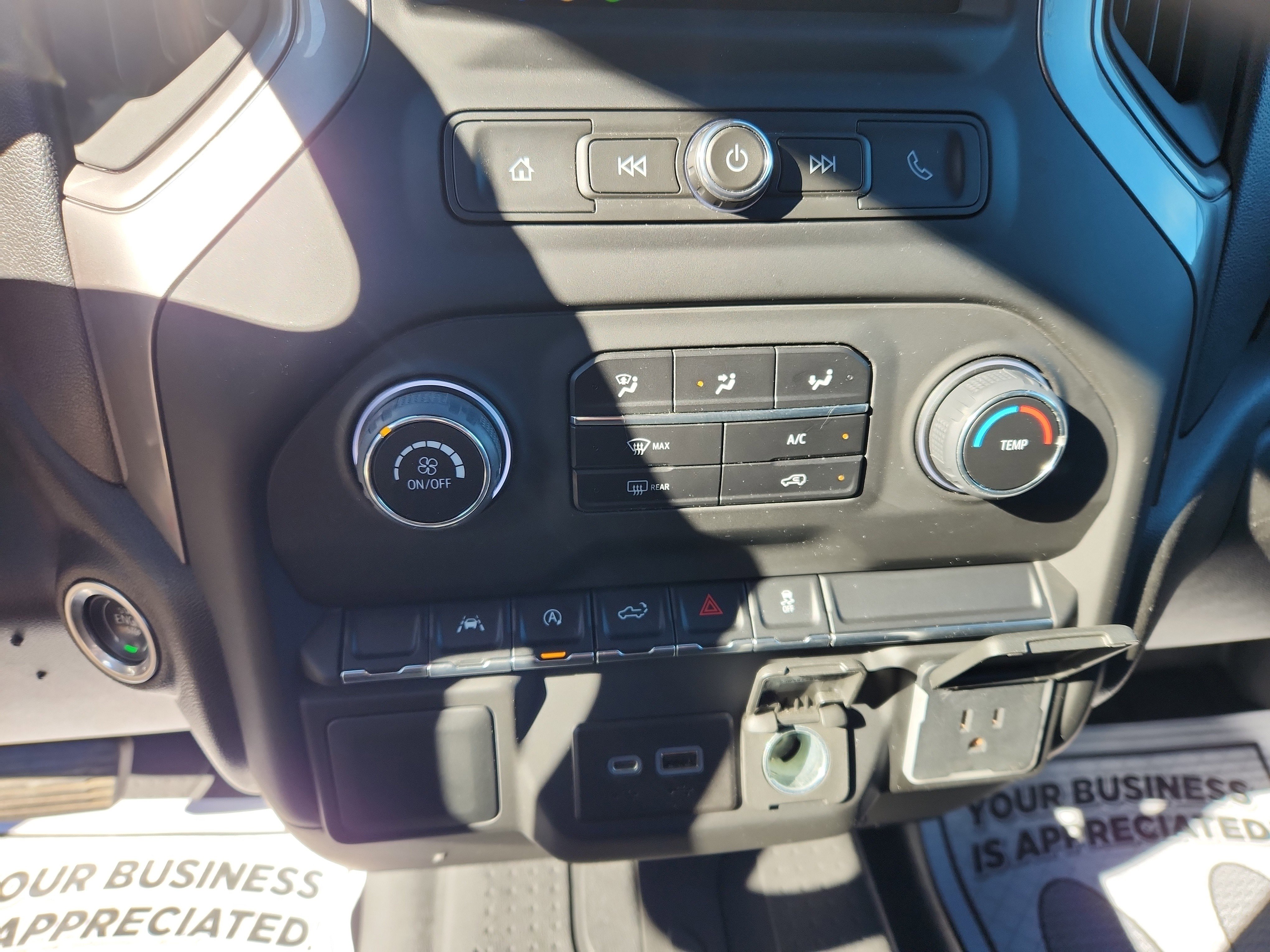 Used 2023 Chevrolet Silverado 1500 Custom w/ LPO, Dark Essentials Package image 31