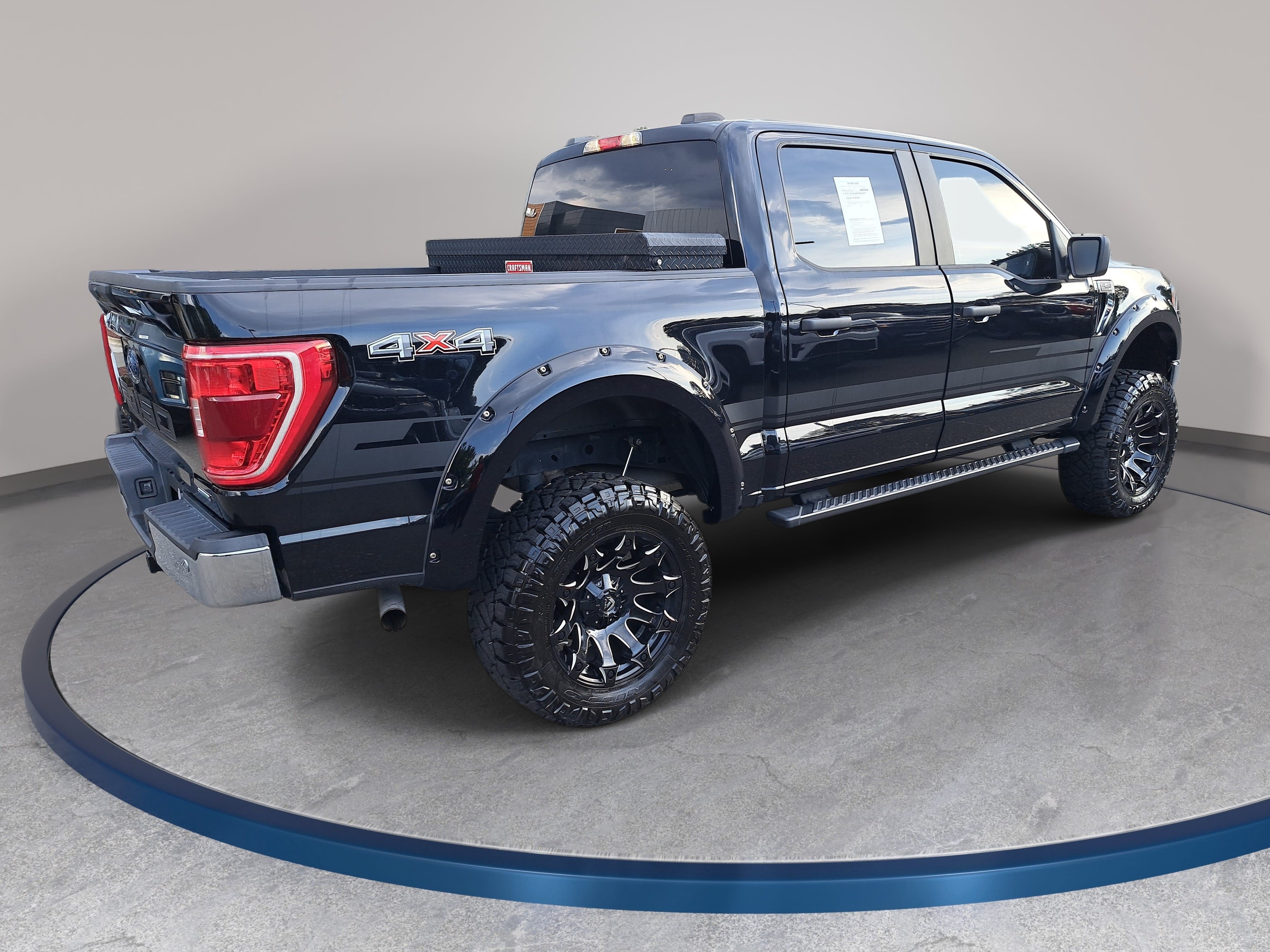 Used 2023 Ford F150 XLT AWD/4WD image 5