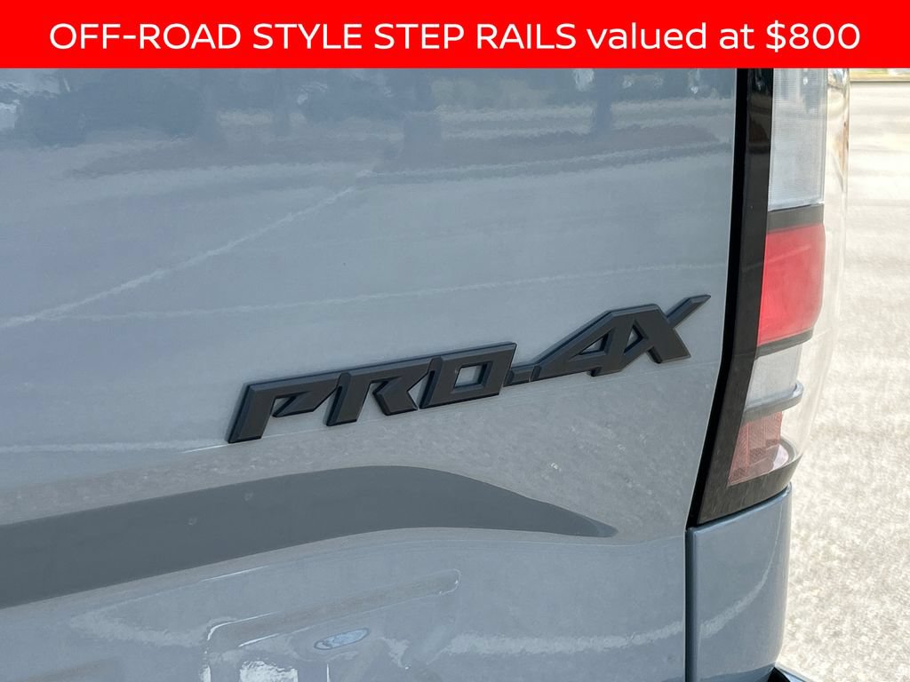 Used 2023 Nissan Frontier PRO-4X w/ Pro-4X Premium Package AWD/4WD image 5