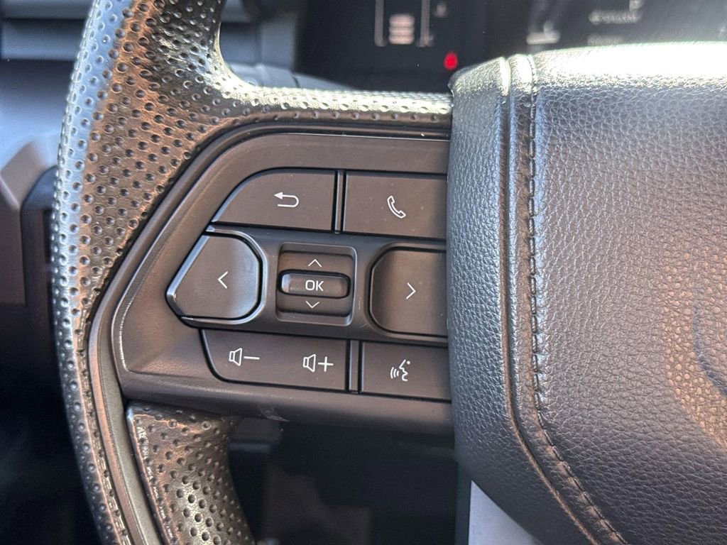 Used 2024 Toyota Tacoma SR5 RWD image 33