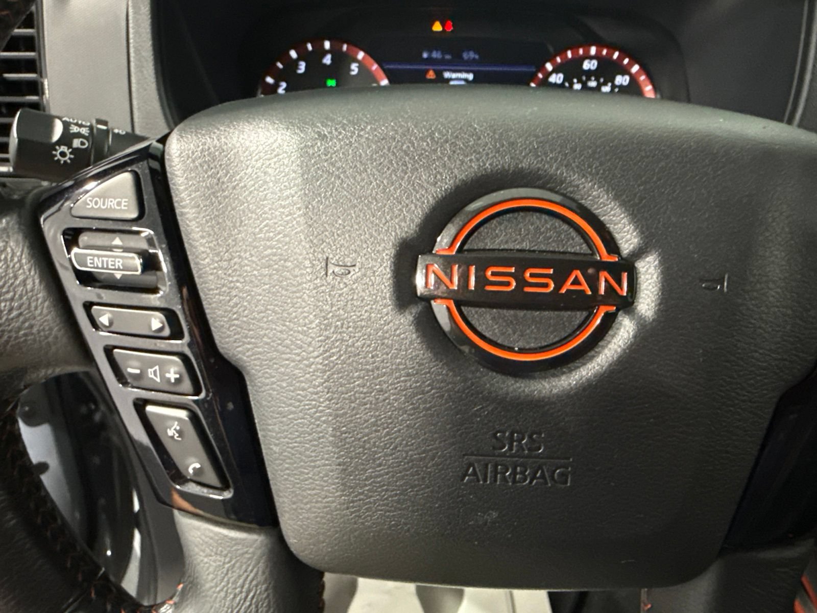 Used 2022 Nissan Frontier PRO-4X w/ Off-Road Protection Package AWD/4WD image 38