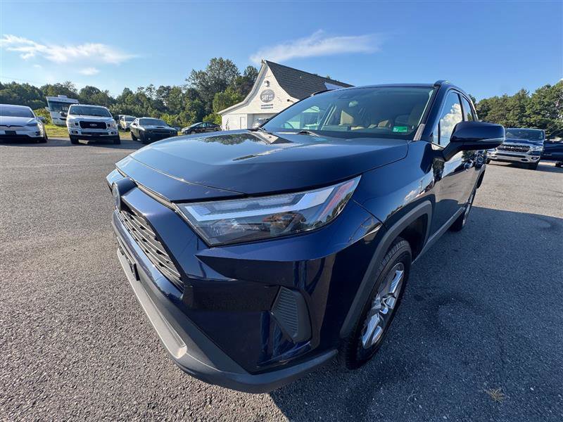 Used 2022 Toyota RAV4 XLE image 10