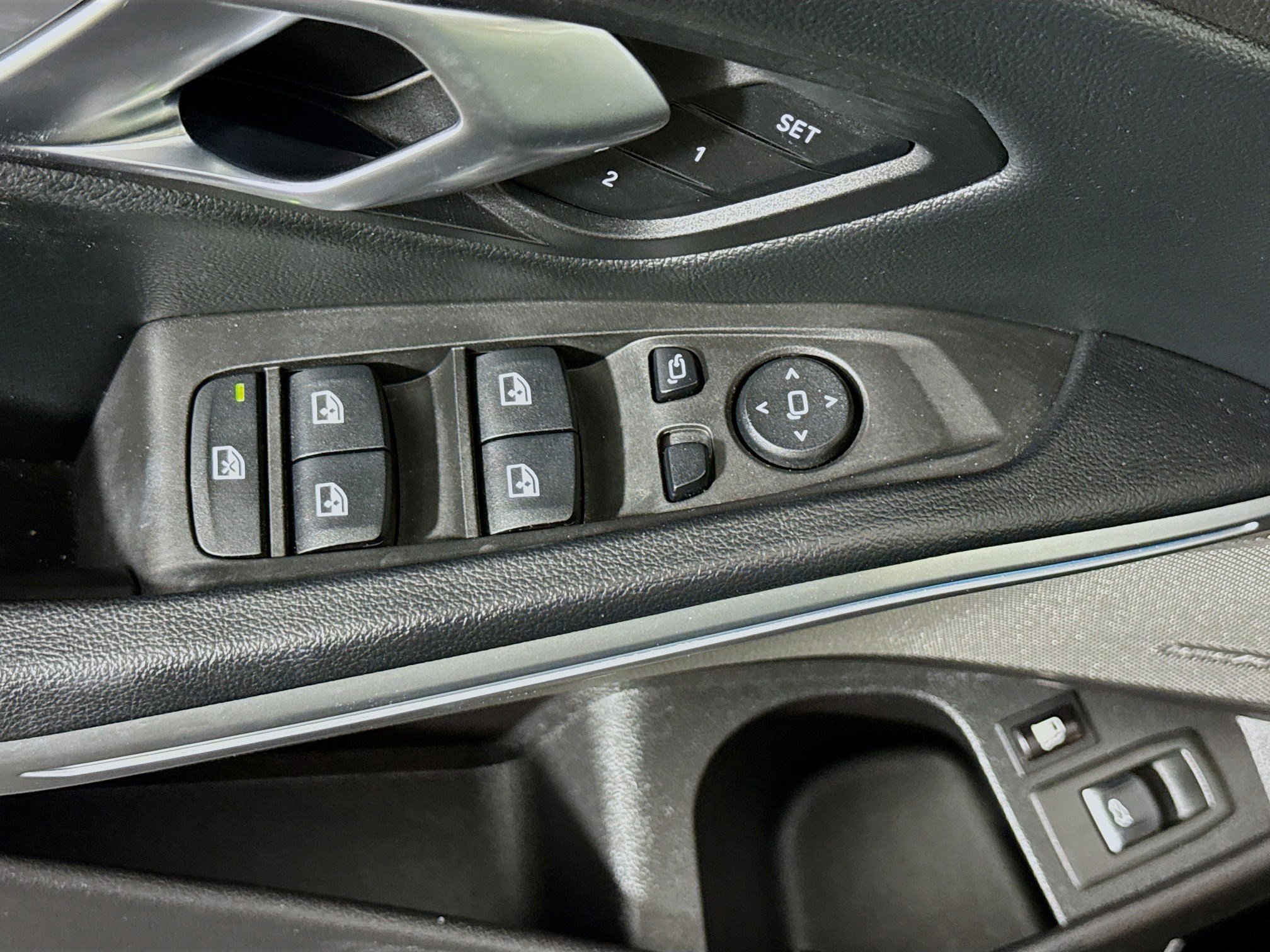 Used 2023 BMW 330e w/ Premium Package image 24