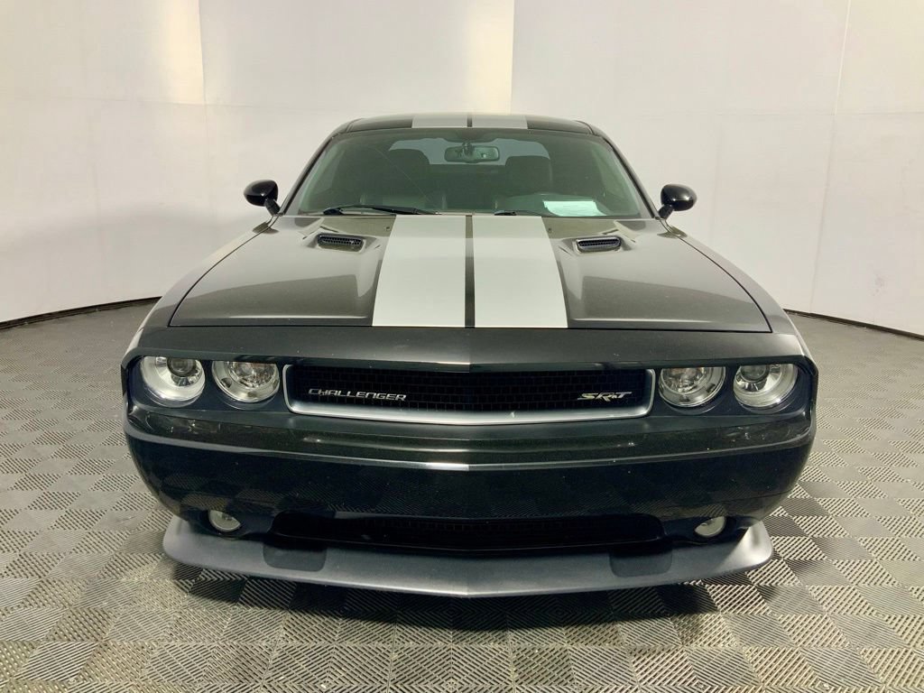 Used 2014 Dodge Challenger SRT8 w/ Harman/Kardon Audio Group RWD image 3