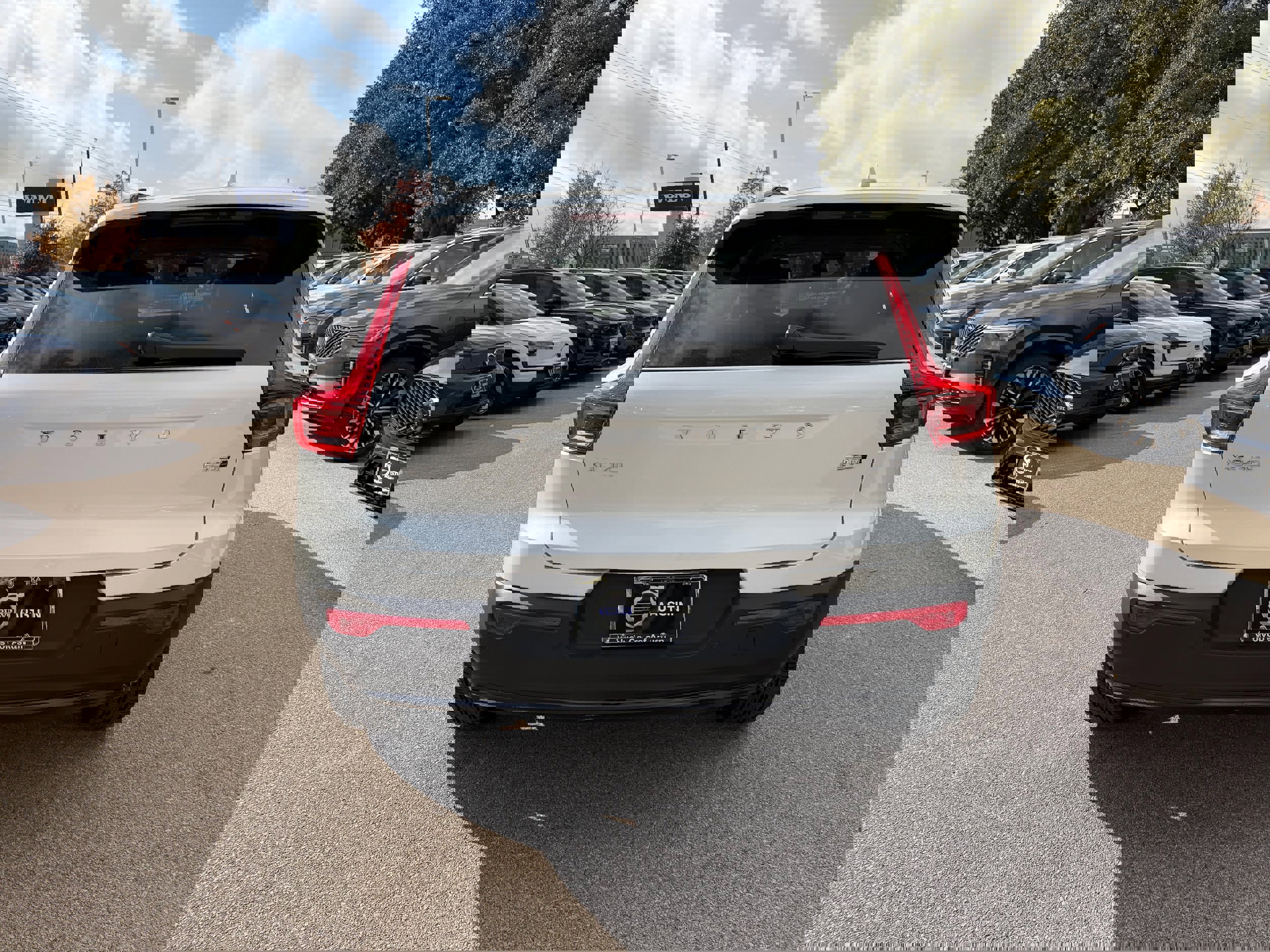 New 2026 Volvo XC40 B5 Plus w/ Protection Package Premier image 5