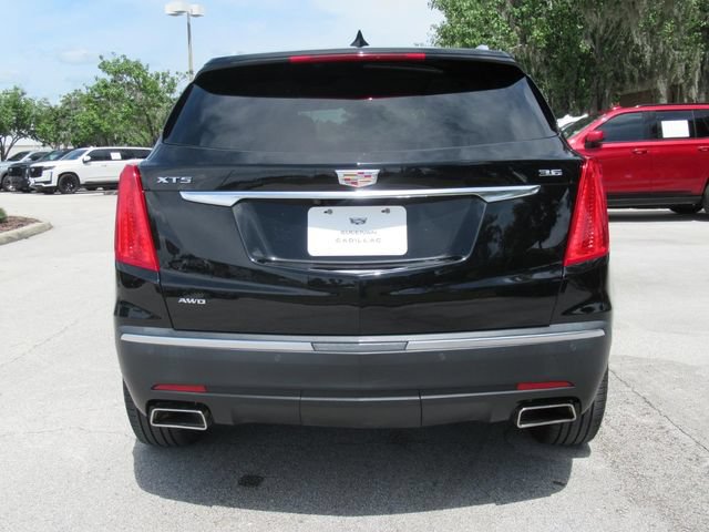 Used 2018 Cadillac XT5 Luxury w/ Driver Awareness Package AWD/4WD image 5