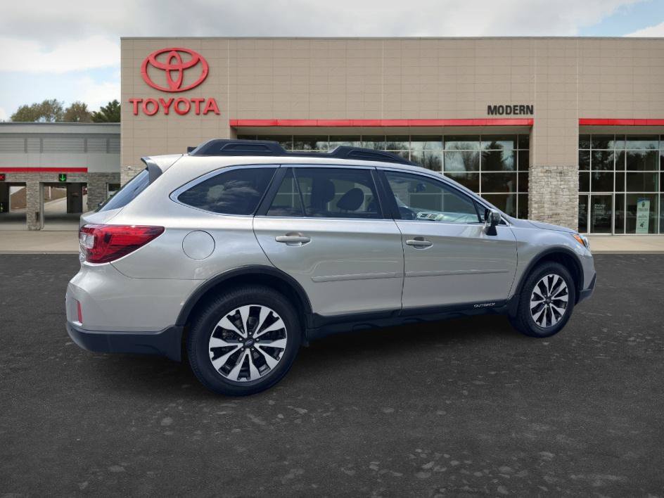 Used 2017 Subaru Outback 3.6R Limited AWD/4WD image 6