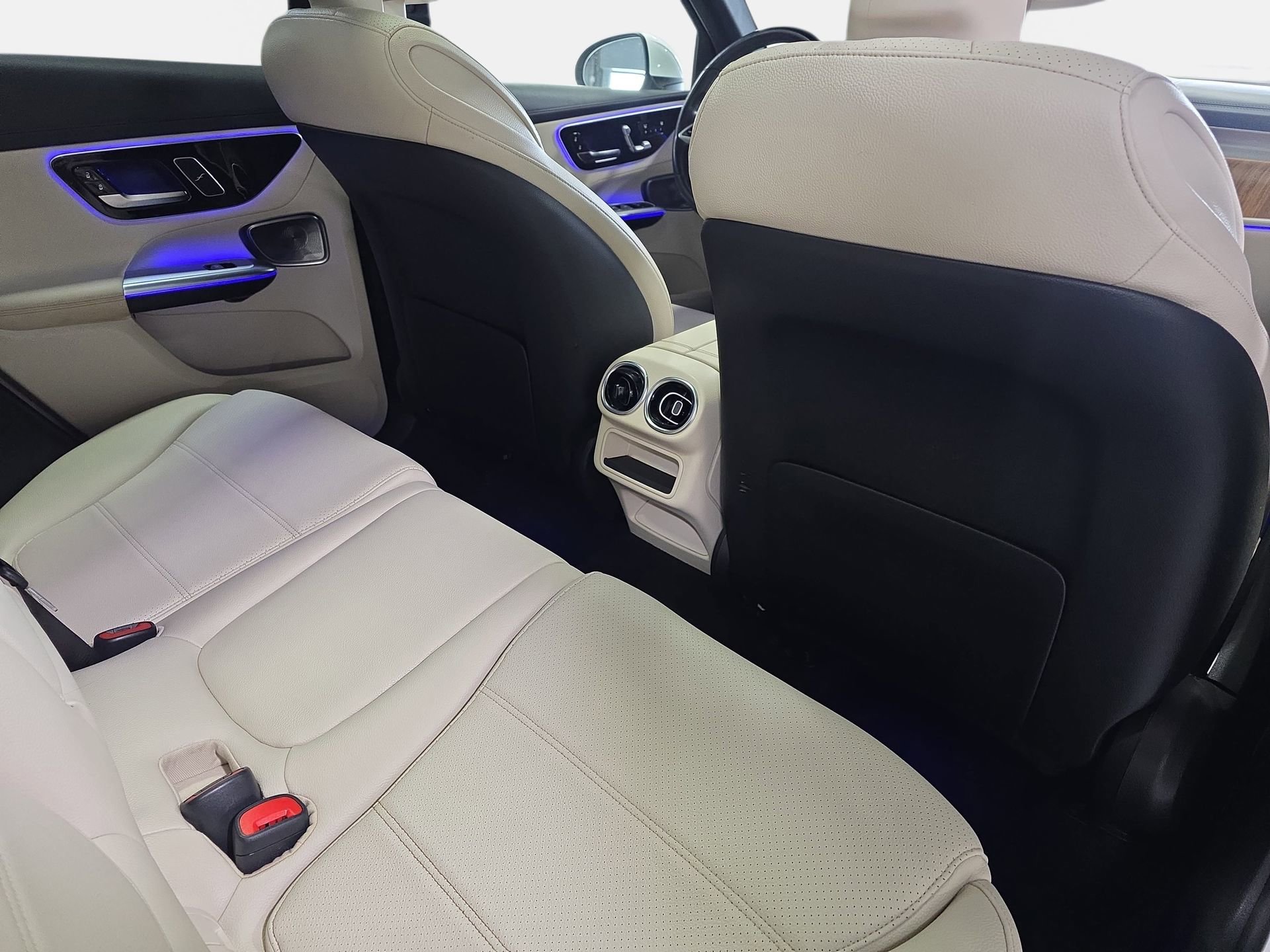 Used 2023 Mercedes-Benz GLC 300 GLC 300 image 11