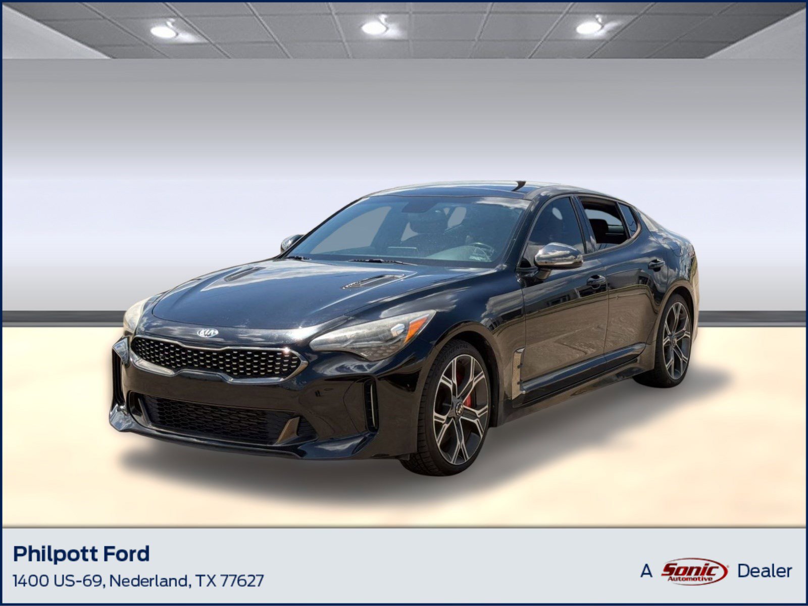 Used 2018 Kia Stinger GT1 RWD image 1