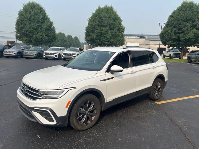 Used 2022 Volkswagen Tiguan SE AWD/4WD image 7