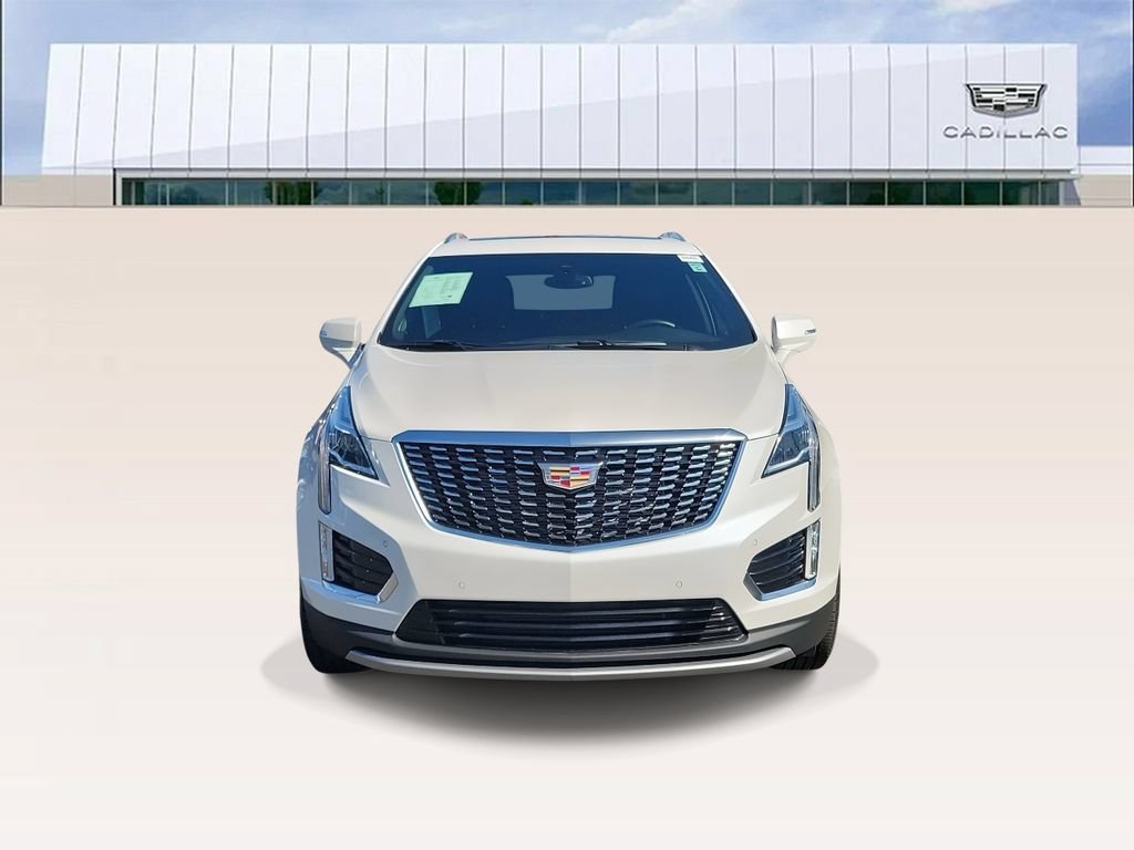 Certified 2024 Cadillac XT5 Premium Luxury FWD image 3