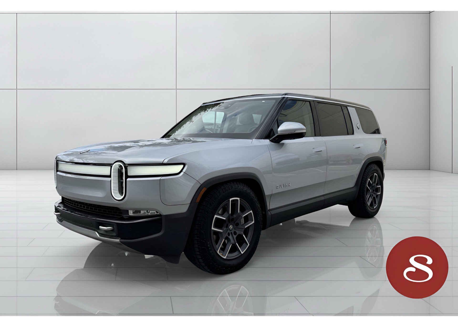Used 2024 Rivian R1S Adventure image 1