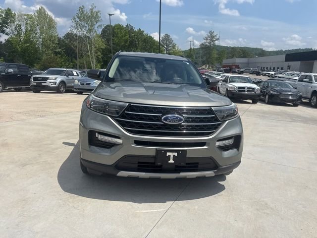 Used 2020 Ford Explorer XLT w/ Equipment Group 202A RWD image 3