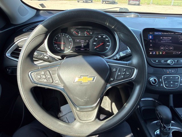 Used 2025 Chevrolet Malibu LT FWD image 20
