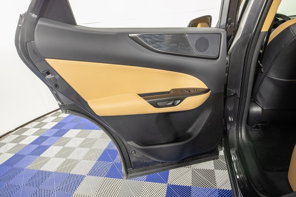 Used 2025 Lexus NX 250 FWD w/ Premium Package image 13