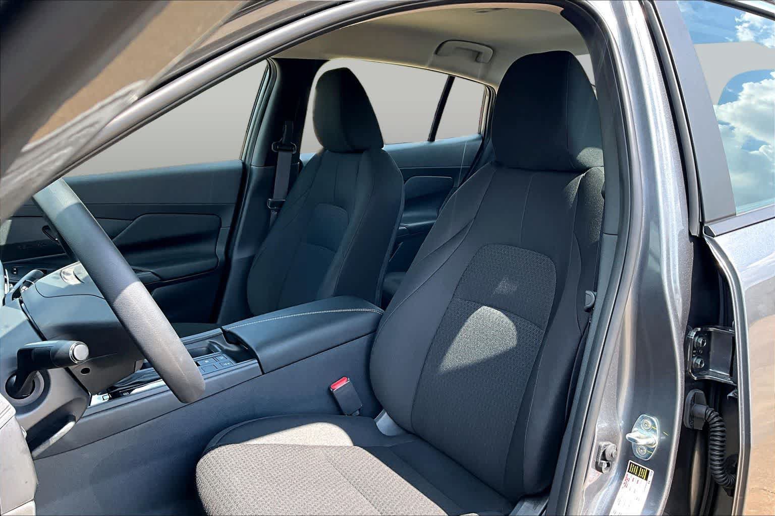 New 2027 Nissan Sentra S w/ Floor Mat Package FWD image 16