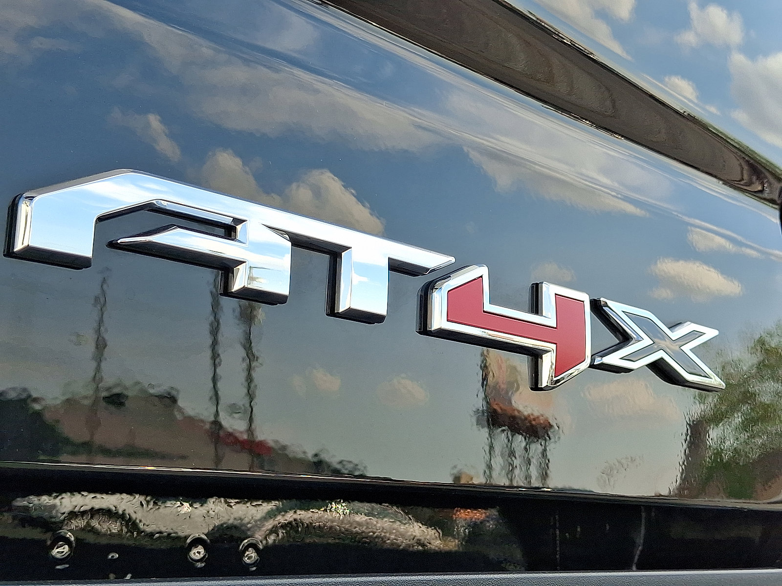 New 2026 GMC Sierra 1500 AT4X image 11