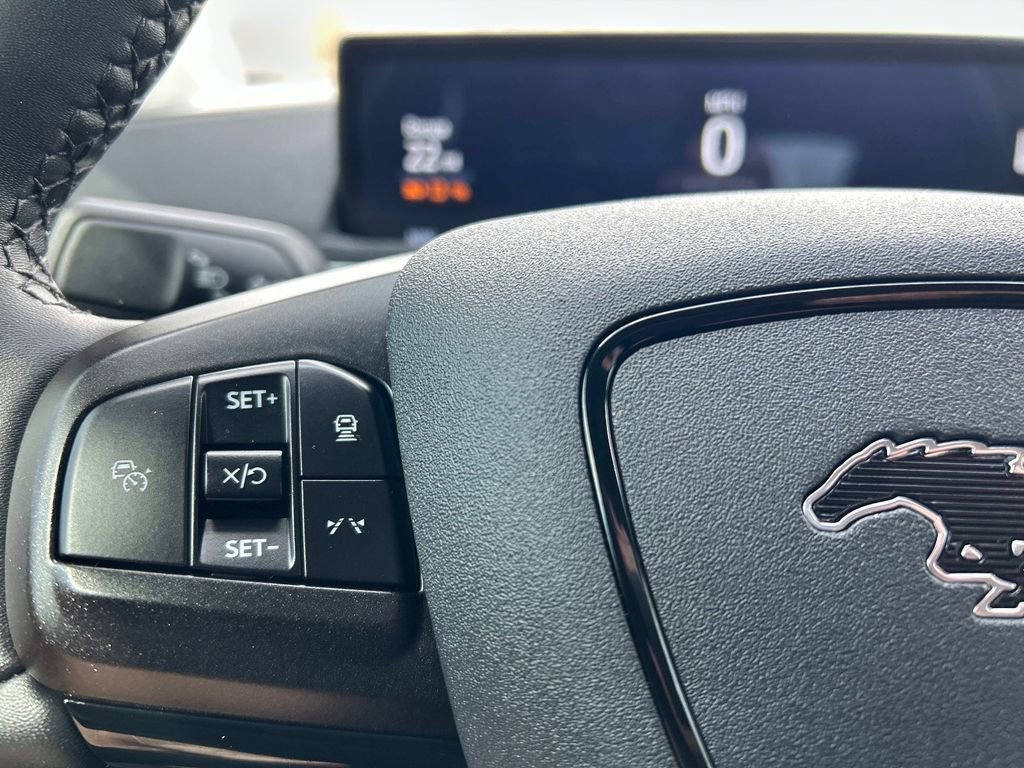 Used 2023 Ford Mustang Mach-E Select image 23