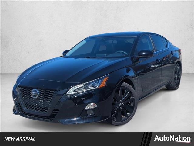 Used 2022 Nissan Altima 2.5 SR w/ Midnight Edition Package image 1