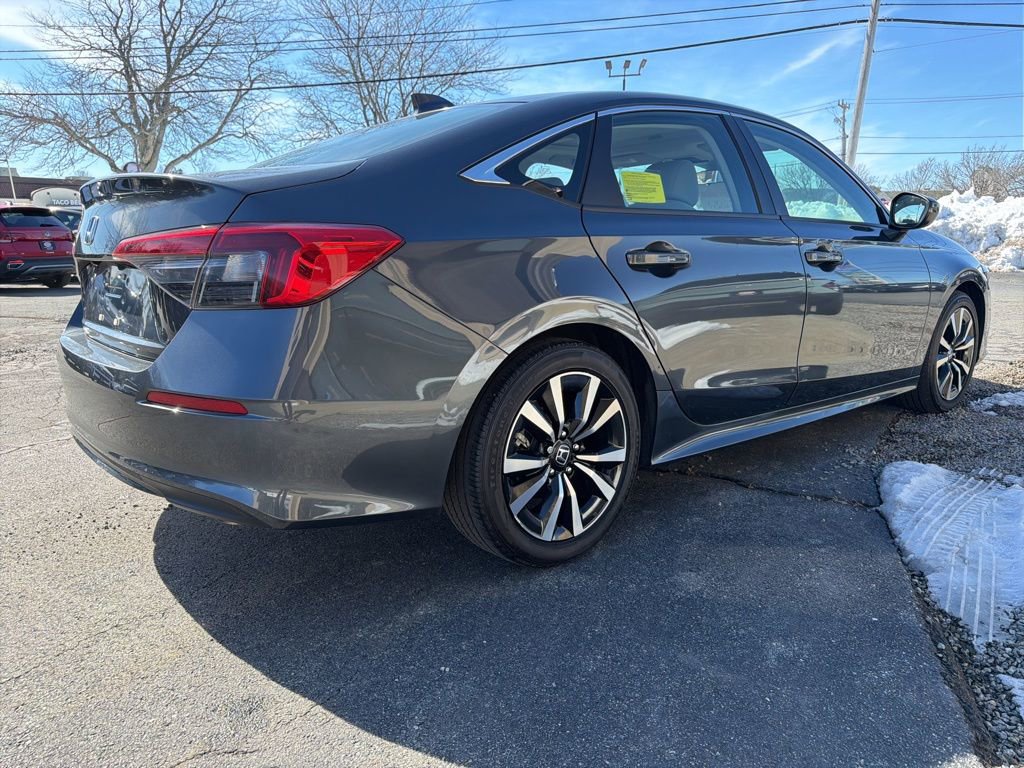 Used 2022 Honda Civic EX image 5