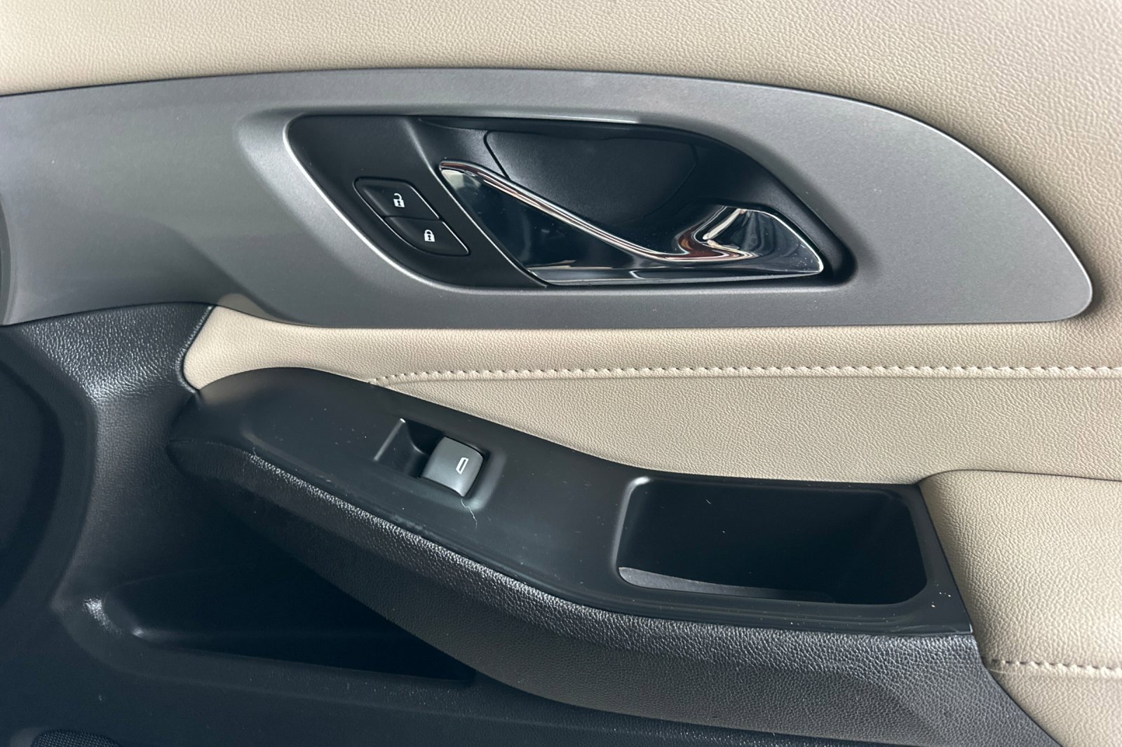 Certified 2022 Chevrolet Traverse LS image 22