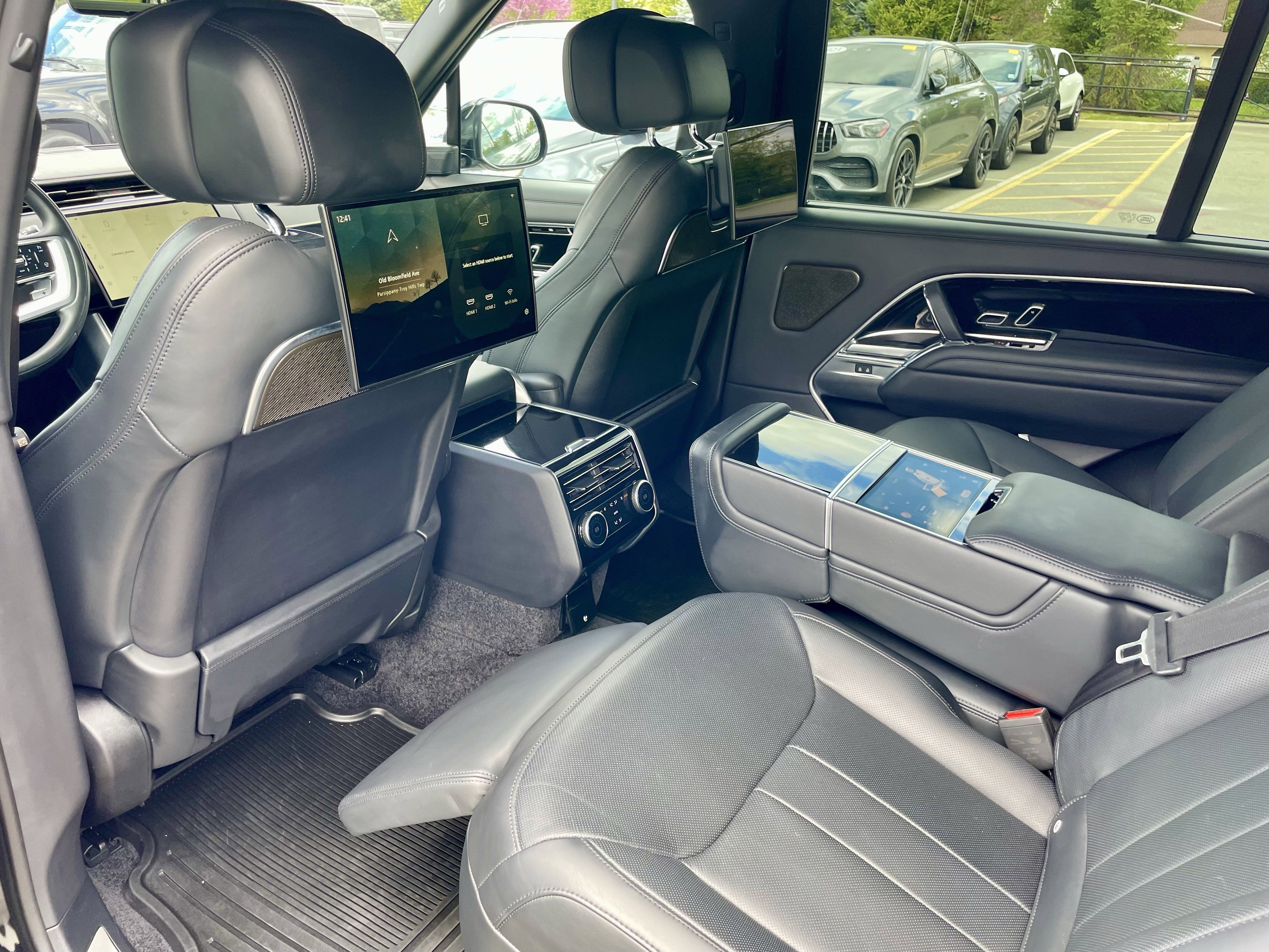 Used 2023 Land Rover Range Rover Long Wheelbase Autobiography image 41