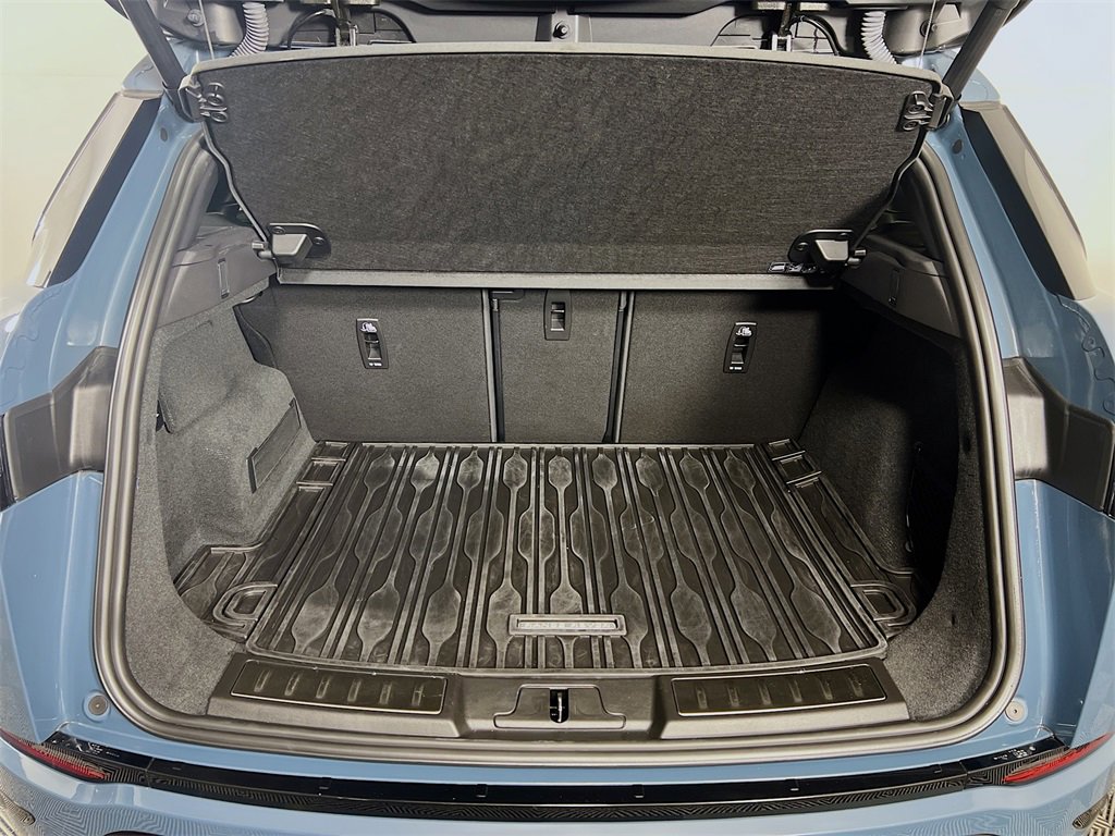 Certified 2025 Land Rover Range Rover Evoque Dynamic SE image 27