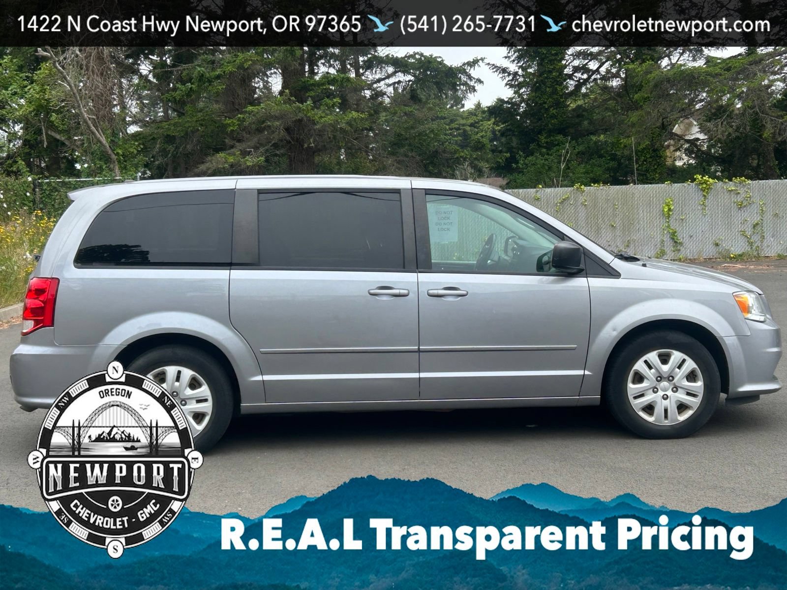 Used 2016 Dodge Grand Caravan SE w/ Quick Order Package 29E SE FWD image 4