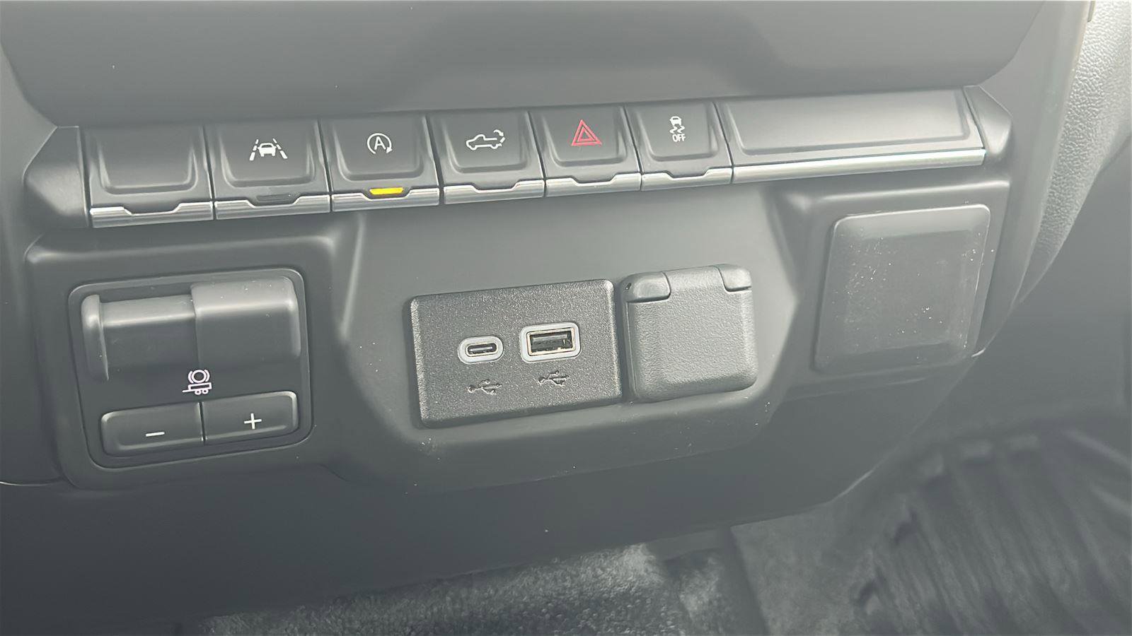 New 2025 GMC Sierra 1500 Pro w/ Pro Value Package image 22