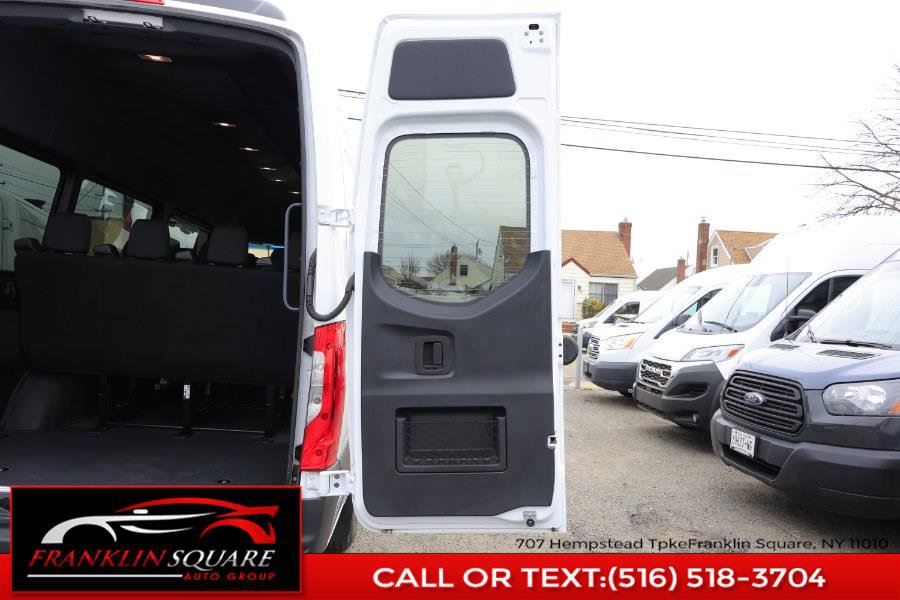 Used 2025 Mercedes-Benz Sprinter 2500 image 11