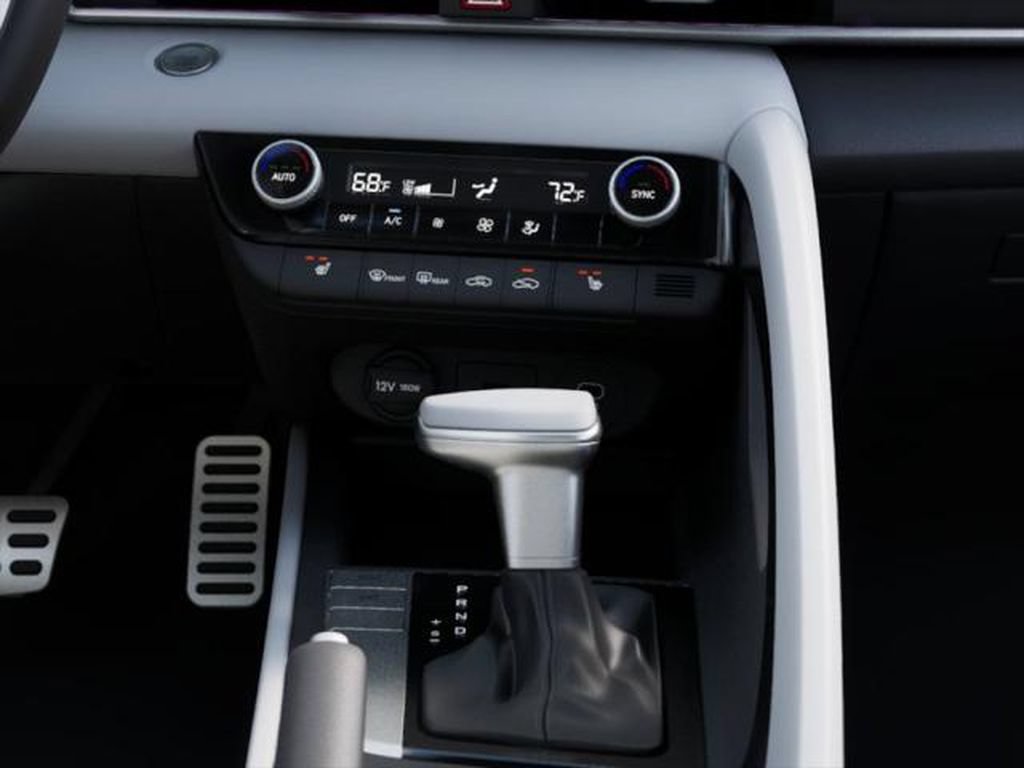 New 2026 Hyundai Elantra SEL Sport FWD image 16
