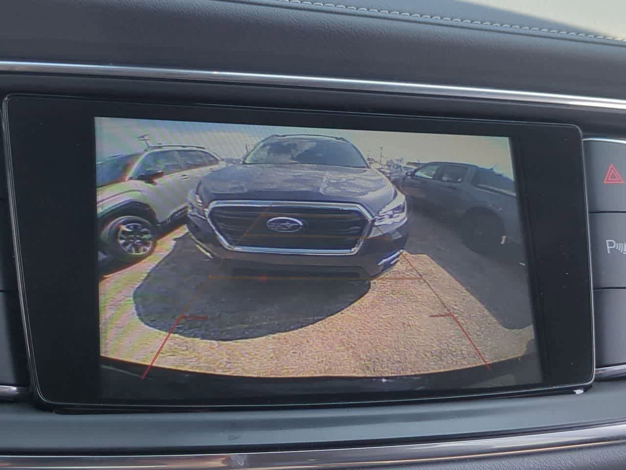 Used 2018 Buick Enclave Essence AWD/4WD image 30