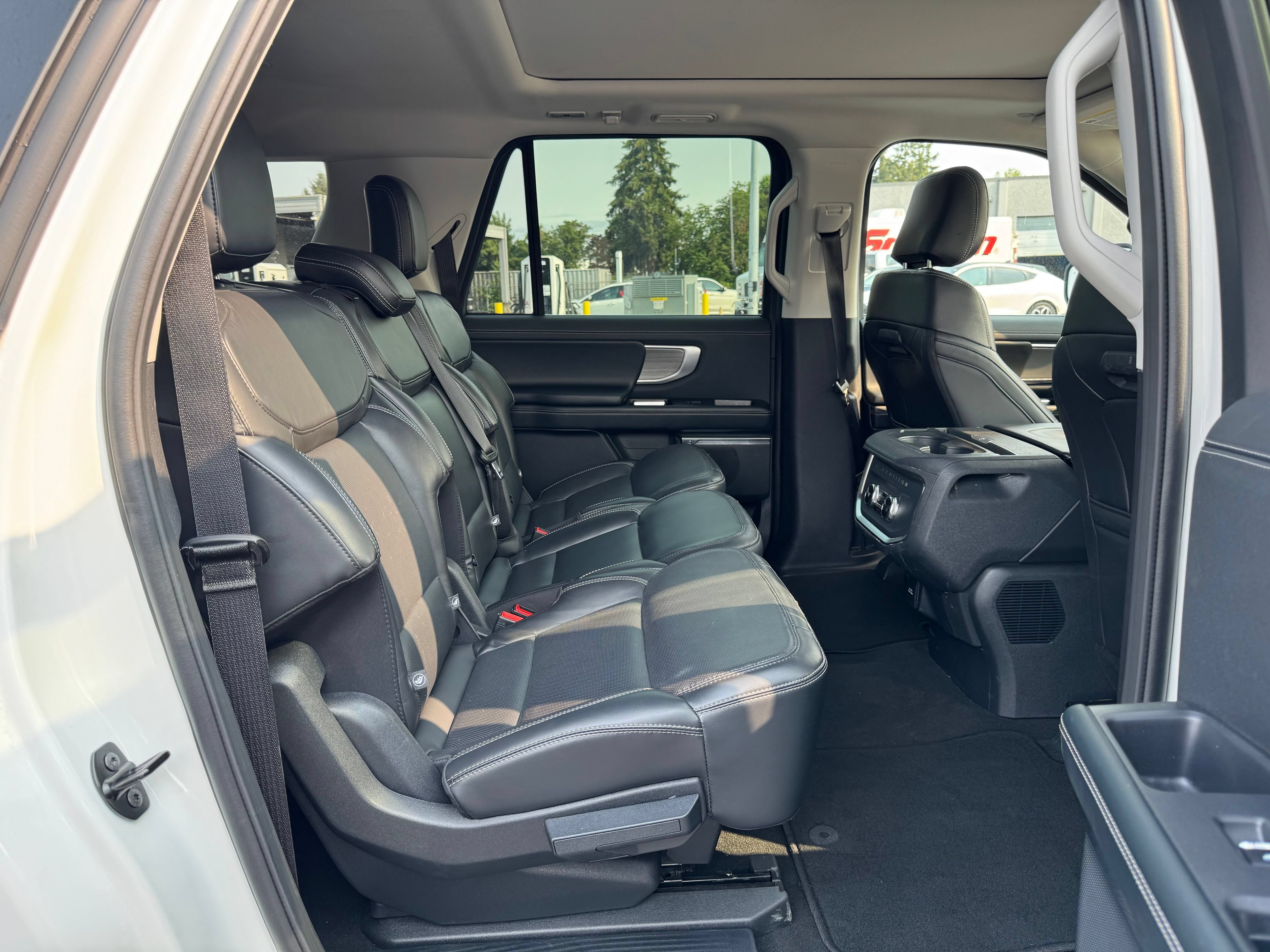 Certified 2025 Ford Expedition Max Platinum AWD/4WD image 30