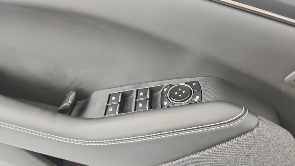 New 2025 Ford Mustang Mach-E Premium image 32