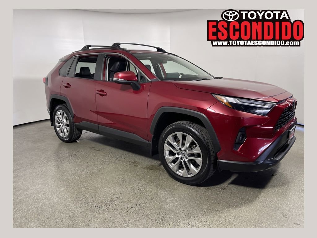 Used 2023 Toyota RAV4 XLE Premium image 1