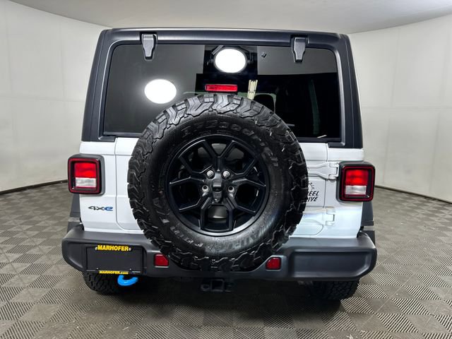 Used 2024 Jeep Wrangler Unlimited image 4