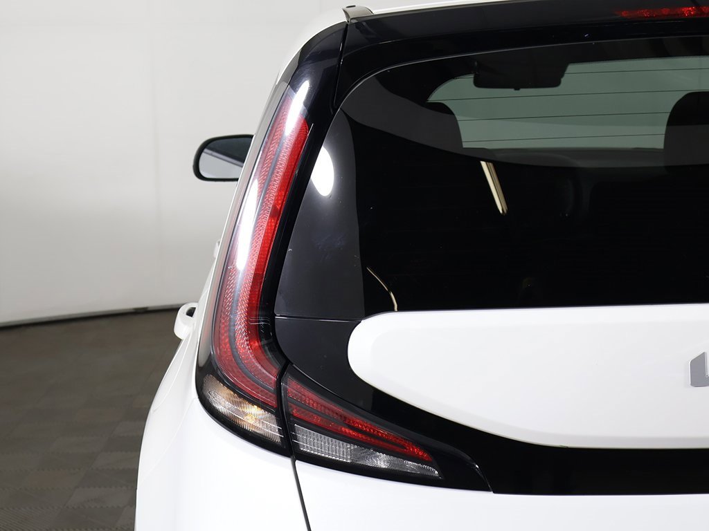 Used 2024 Kia Soul LX w/ Option Group 015 image 14