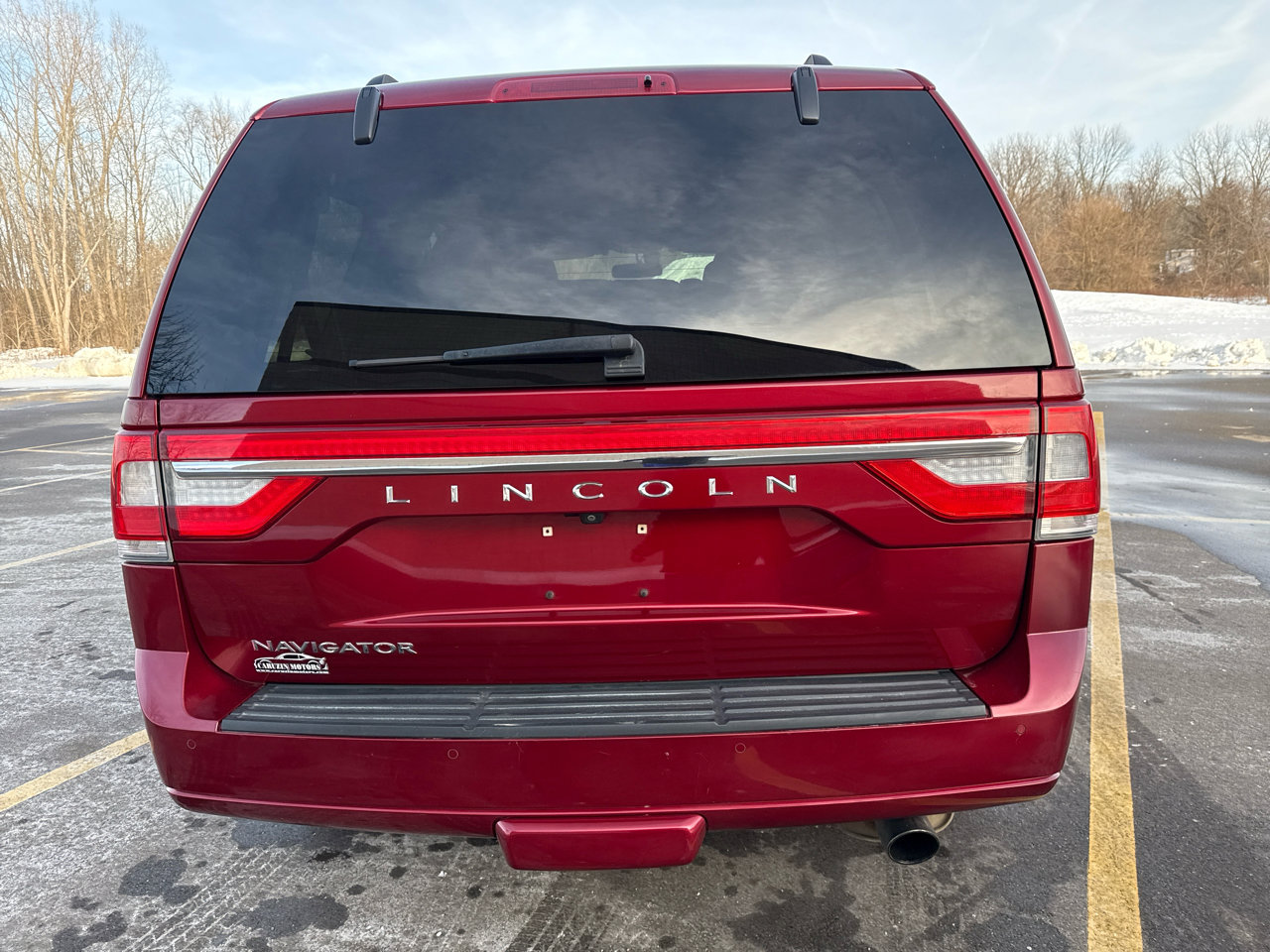 Used 2017 Lincoln Navigator Select image 6