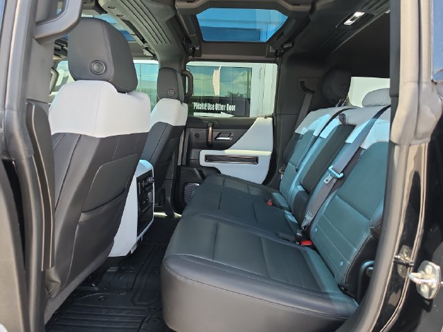 Certified 2025 GMC Hummer EV 3X AWD/4WD image 16