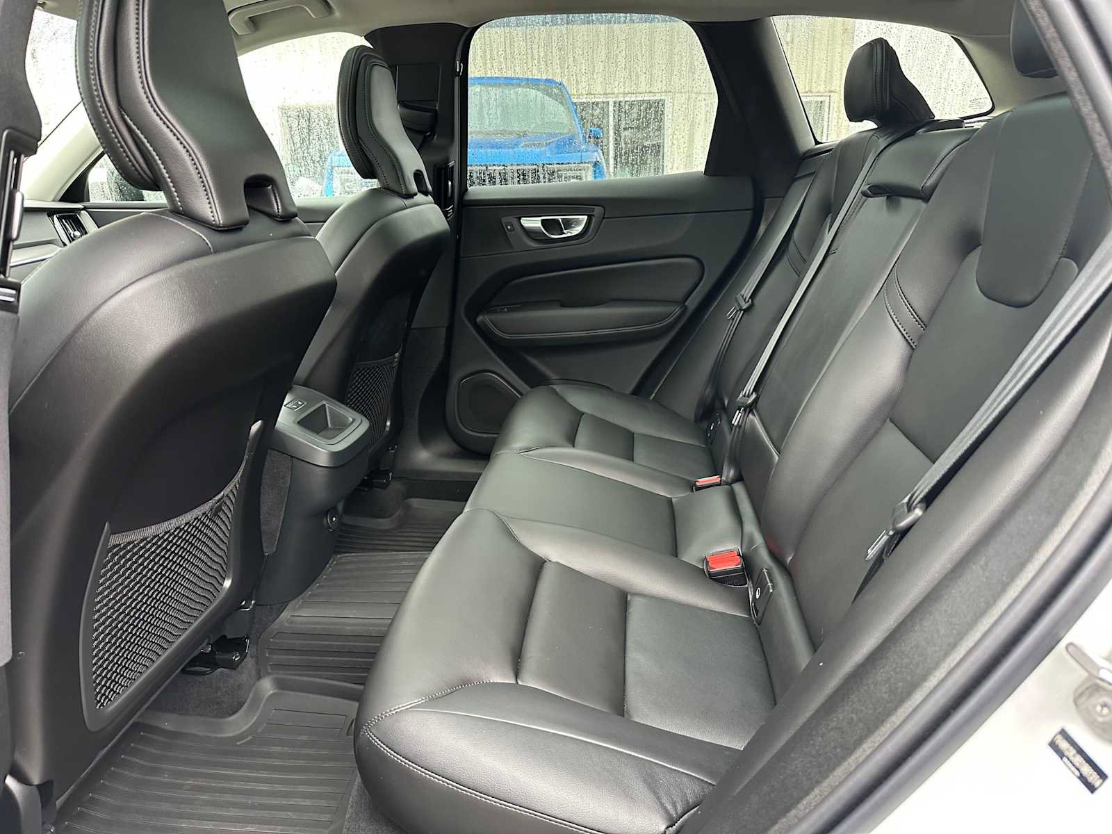 Used 2025 Volvo XC60 B5 Core w/ Protection Package Premier image 15